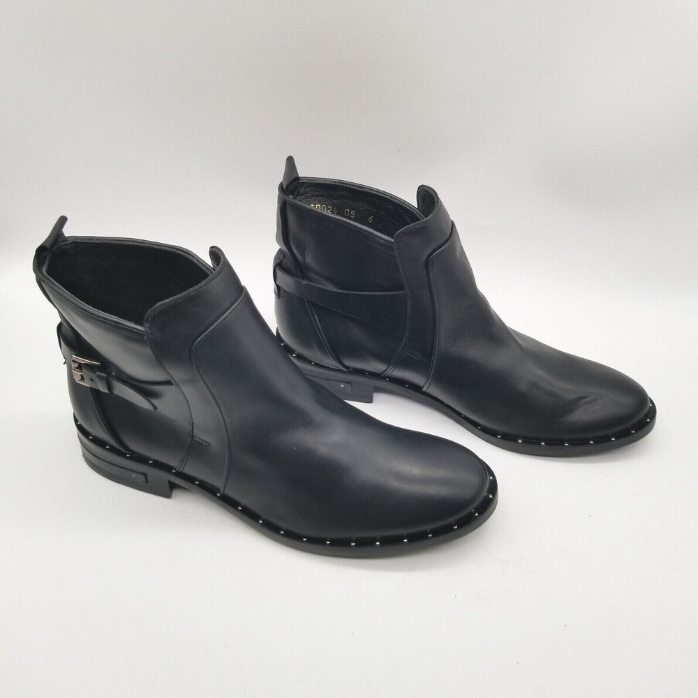 Freda Salvador Womens Black Leather Round Toe Studded Ankle Booties Size 6